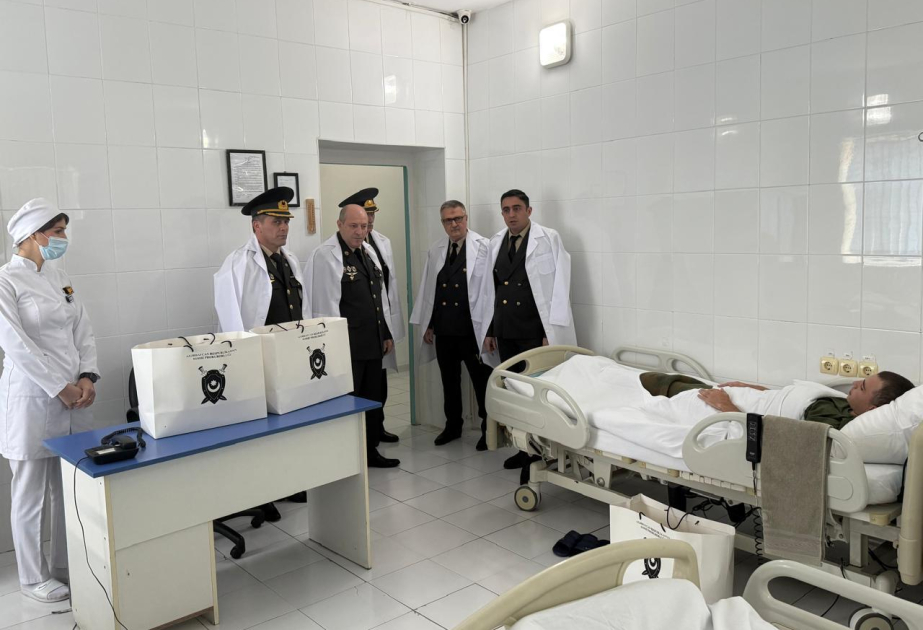 Hərbi Prokurorluğun rəhbər vəzifəli şəxsləri hospitalları ziyarət ediblər