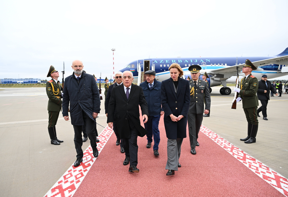 阿里·阿萨多夫总理抵达明斯克访问