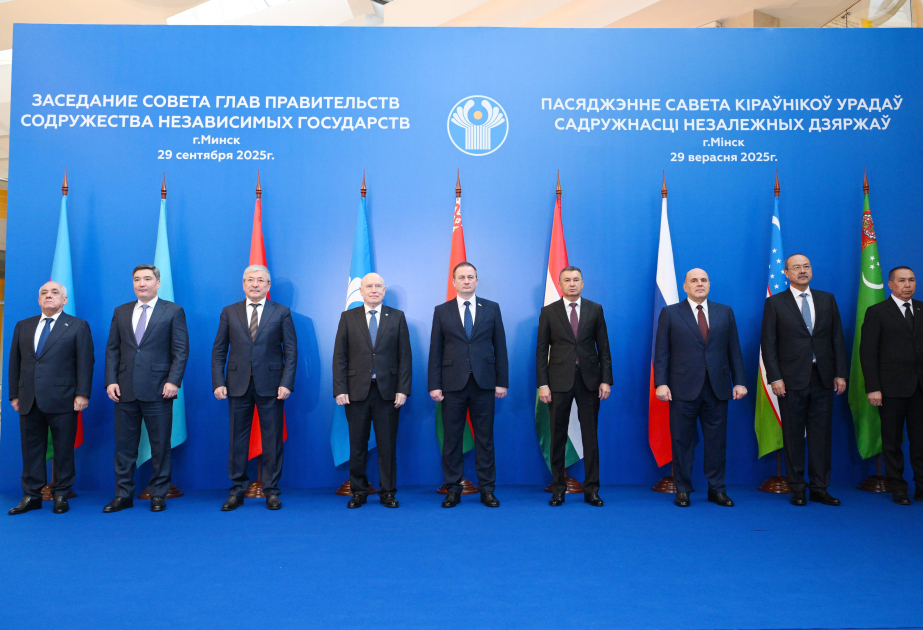 阿里·阿萨多夫总理出席在明斯克举行的独联体政府首脑理事会会议