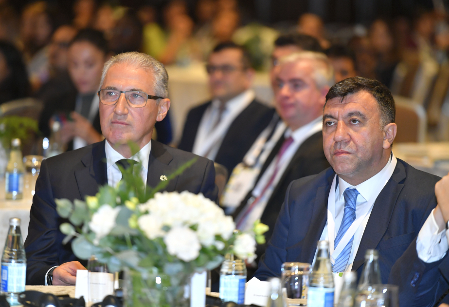 Baku Climate Action Week features roundtable on strengthening climate laws and institutions for climate resilience