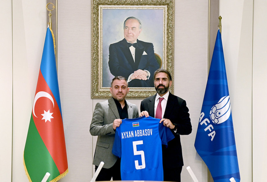 Айхан Аббасов назначен главным тренером сборной Азербайджана