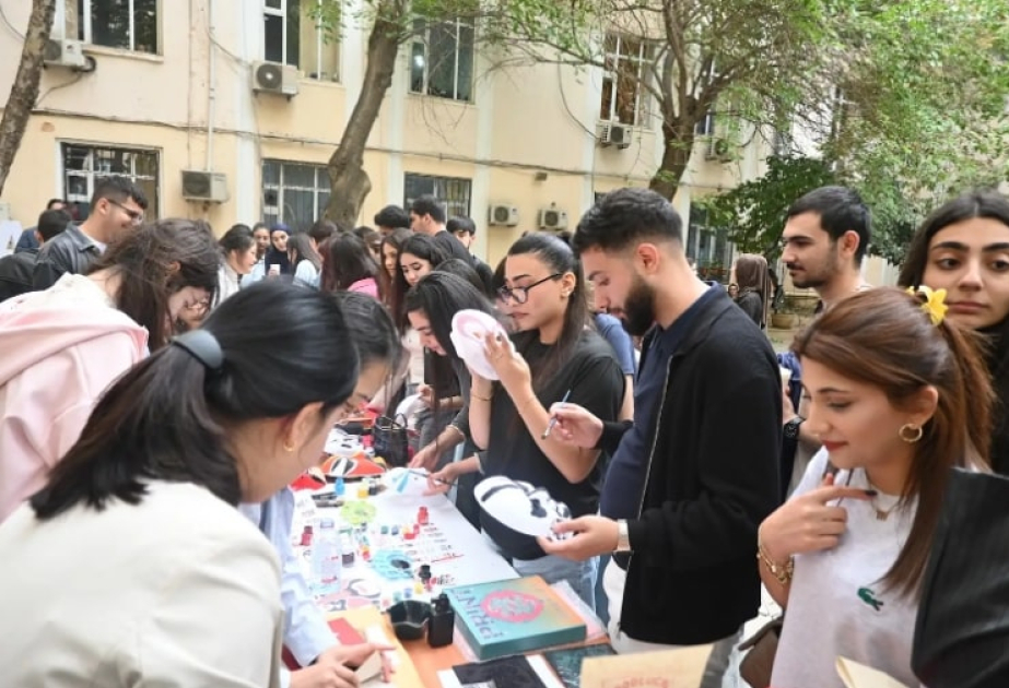 Dillər Universitetində Konfutsinin doğum günü qeyd olunub