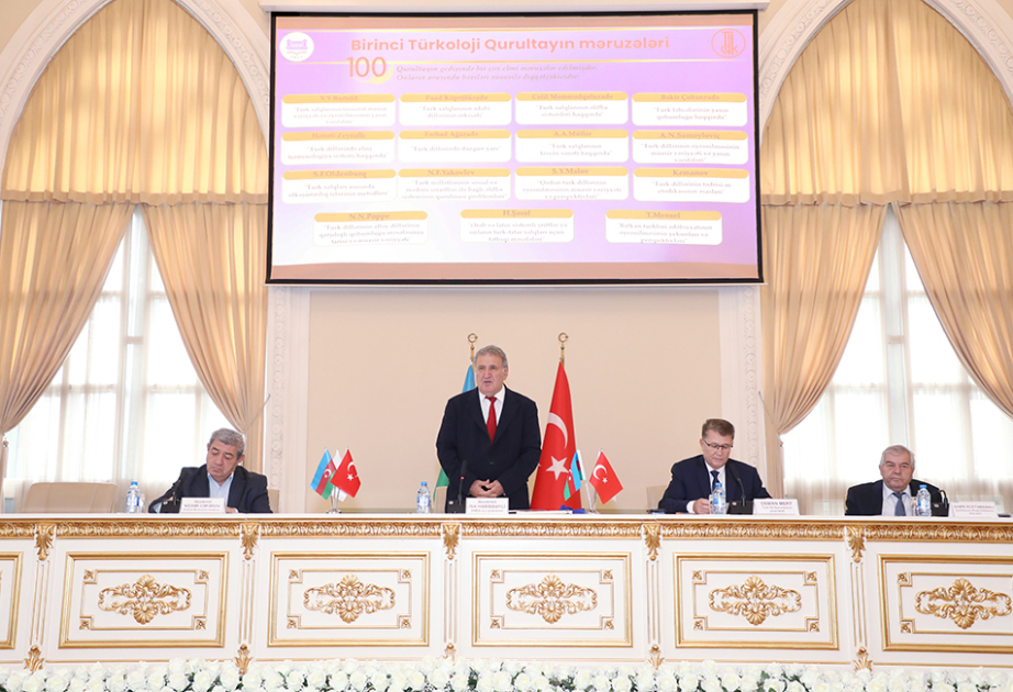 AMEA-da Birinci Türkoloji Qurultayın 100 illik yubileyinə həsr olunmuş konfrans keçirilib
