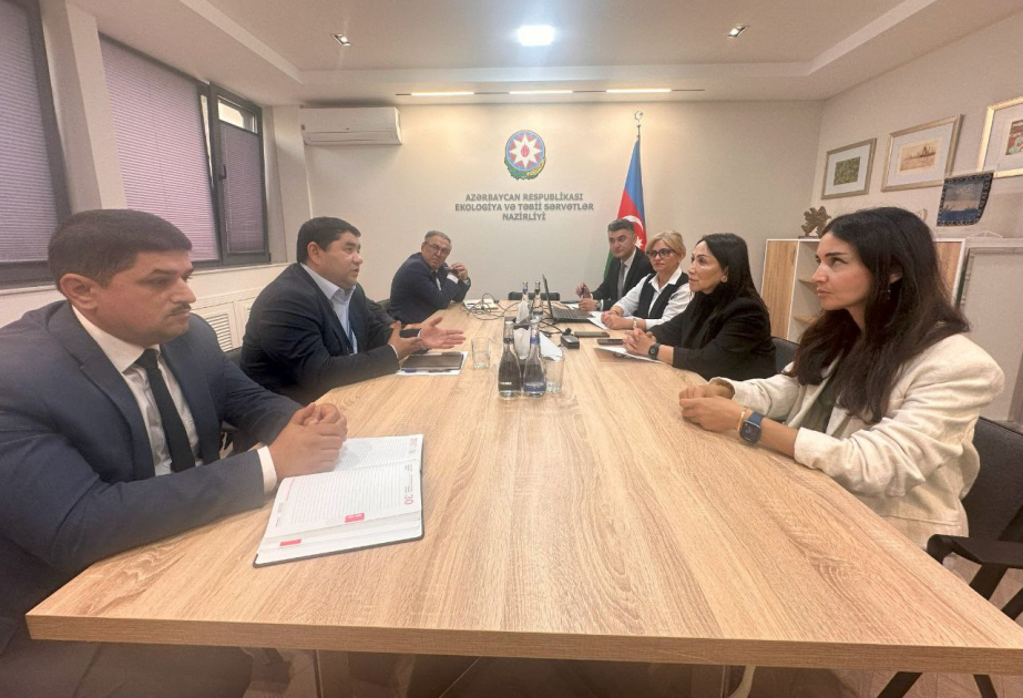 Özbəkistandan olan kommunikasiyaya məsul nümayəndələr Azərbaycanın bir sıra dövlət orqan və qurumlarının fəaliyyəti ilə tanış olublar