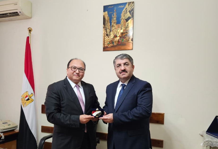 Azərbaycanlı alim Misir Təhsil Nazirliyinin medalı ilə təltif olunub