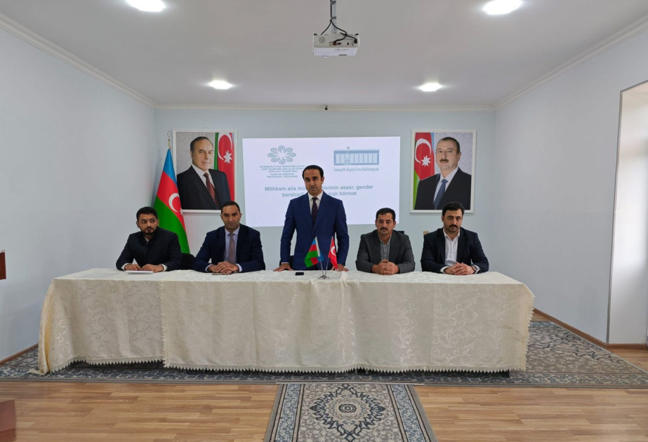 Tələbələr ailə dəyərləri və qarşılıqlı hörmət barədə məlumatlandırılıb