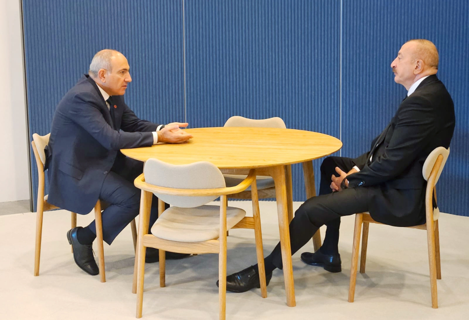 Kopenhagen: Präsident Ilham Aliyev trifft Armeniens Premierminister Nikol Paschinjan AKTUALISIERT VIDEO