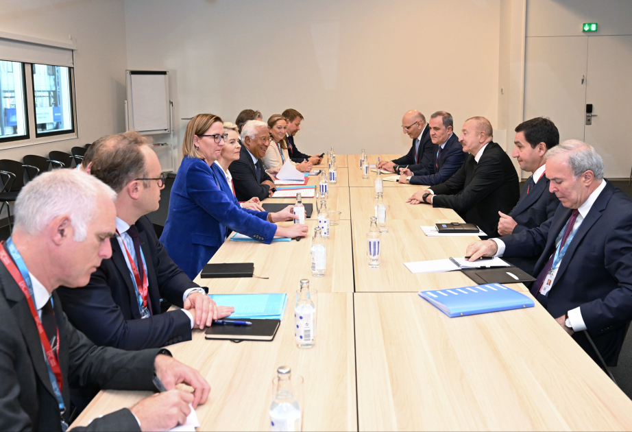 Kopenhagendə Prezident İlham Əliyevin Avropa İttifaqı Şurasının Prezidenti və Avropa Komissiyasının Prezidenti ilə görüşü olub  YENİLƏNİB  VİDEO