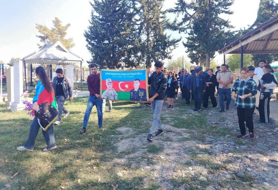 Füzulidə şəhidlərin xatirəsi anılıb, məzarları ziyarət olunub