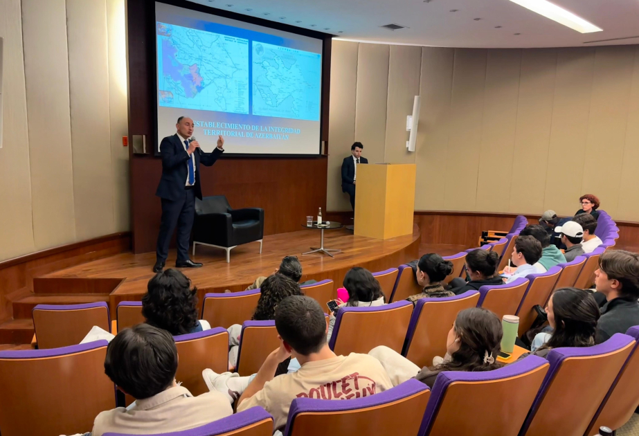 Éxitos de la diplomacia azerbaiyana fueron destacados en conferencia en México