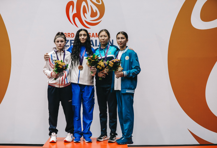 Азербайджанские спортсменки-боксеры завоевали на III Играх стран СНГ 1 золотую, 5 серебряных и 3 бронзовые медали