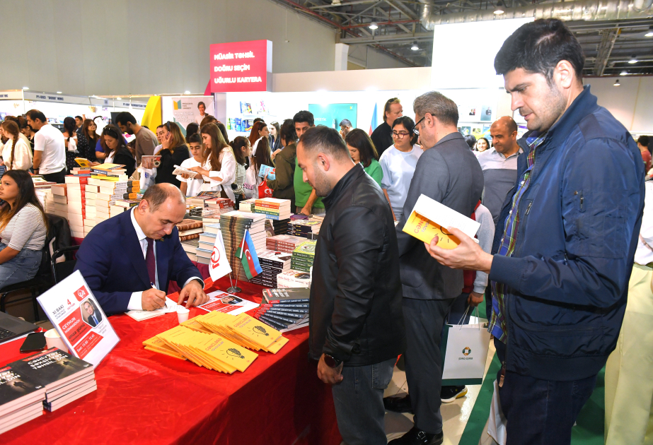 XI Bakı Beynəlxalq Kitab Sərgisi: Kitab təqdimatları, oxucularla görüş, imza saatları