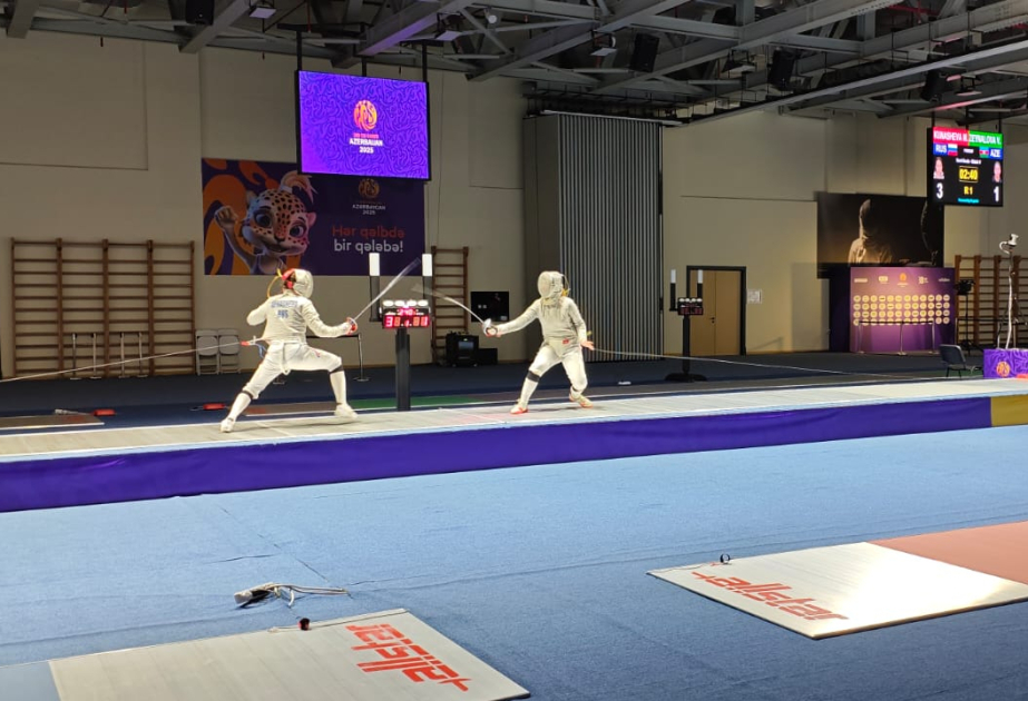 Azerbaijani fencers claim bronze medals at CIS games