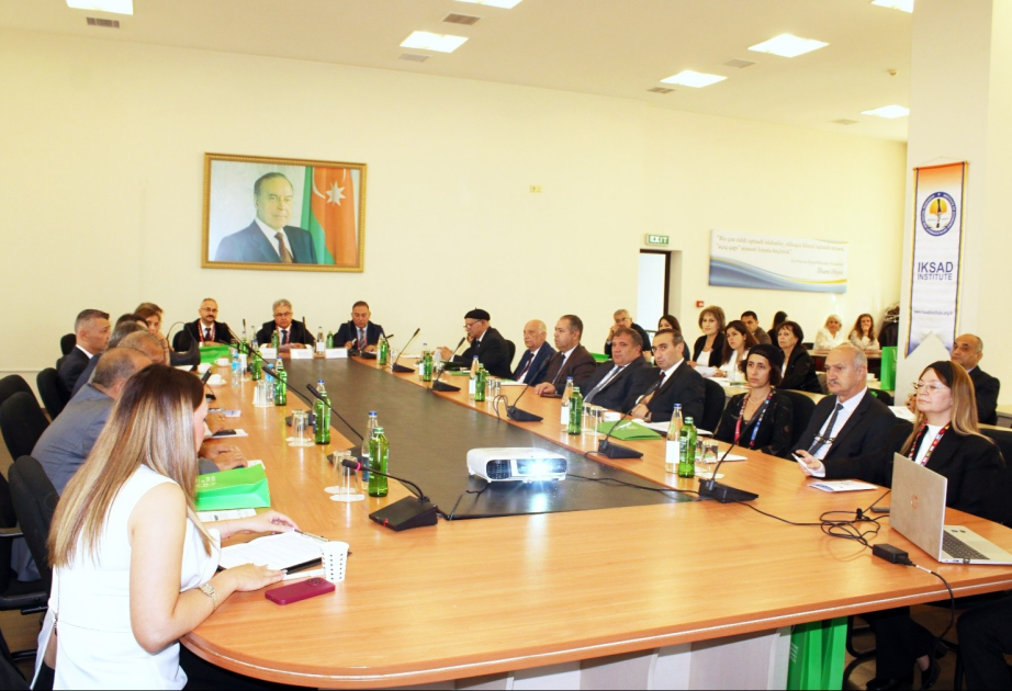 “Konstitusiya və Suverenlik İli”nə həsr olunmuş beynəlxalq elmi konfrans keçirilib