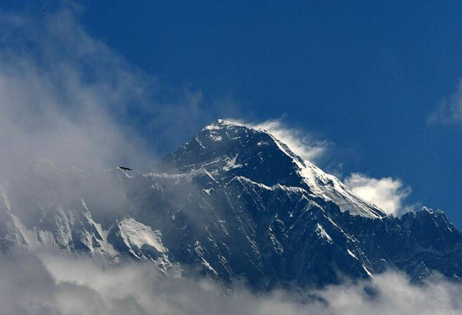 Mindestens 350 Touristen am Mount Everest gerettet