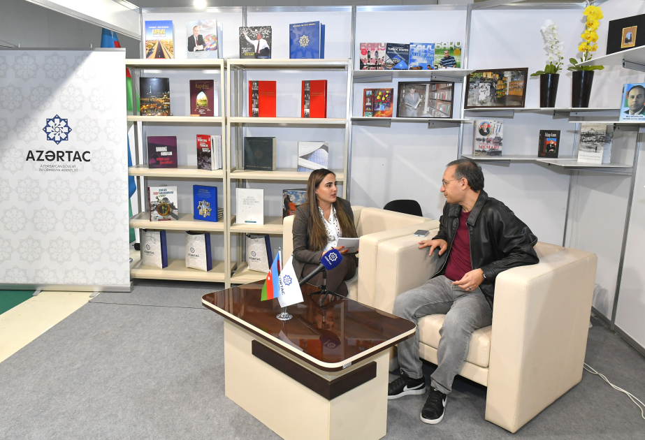 Fəxri yazar: Növbəti kitab sərgisində “Fəxri nəşriyyat”ın da seçilməsi müsbət addım olar
