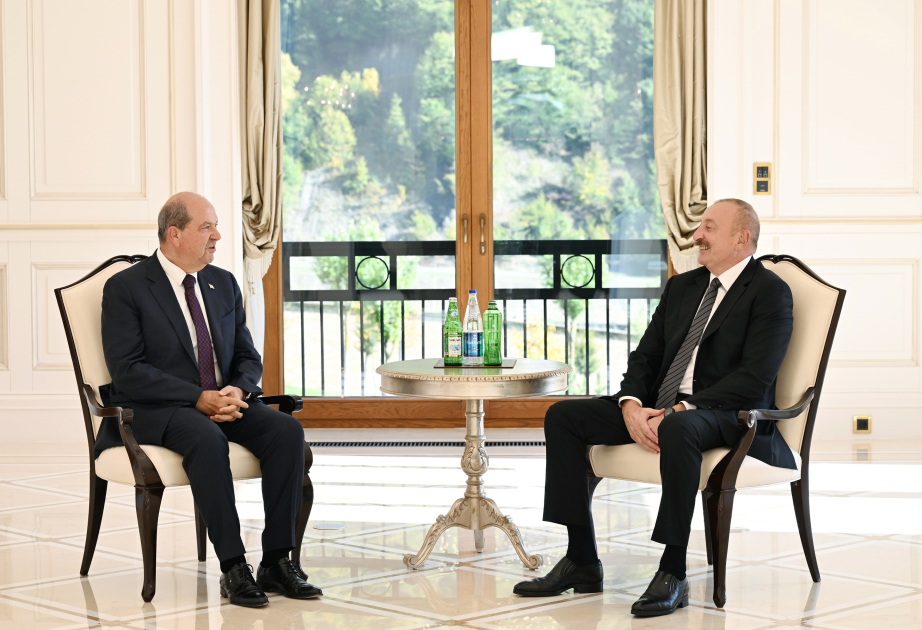El Presidente de Azerbaiyán se reunió en Gabala con el Presidente de la República Turca del Norte de Chipre
