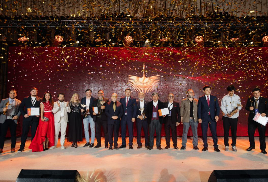 Aktauda keçirilən Türk Dünyası Film Festivalında azərbaycanlı ssenarist və aktyor mükafatlandırılıb