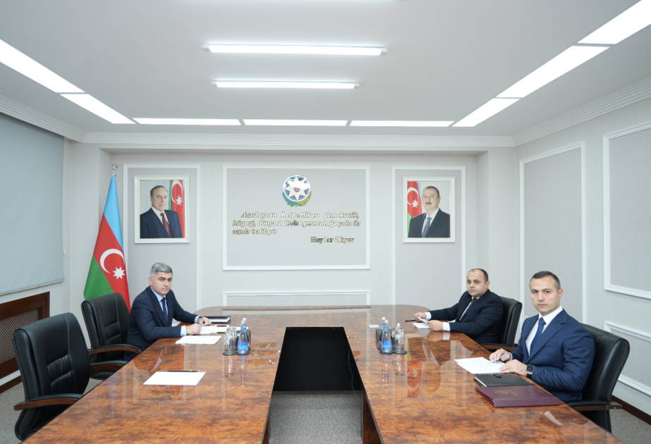 Ədliyyə nazirinin müavini bölgələrdə yaşayan vətəndaşların müraciətlərini dinləyib