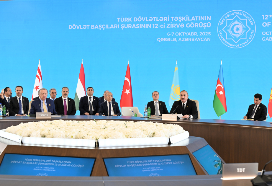 Presidente Ilham Aliyev: “Actualmente estamos desarrollando un corredor de energía verde que conecta Asia Central, Azerbaiyán, Türkiye y Europa”