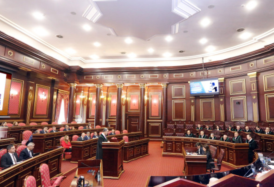 Ali Məhkəmə Plenumunun növbəti iclası keçirilib