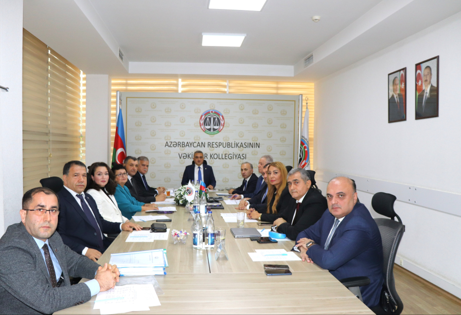ARVK: 2 vəkilin fəaliyyəti müəyyən müddətə dayandırılıb, 4-nə xəbərdarlıq edilib, 1-nə töhmət verilib