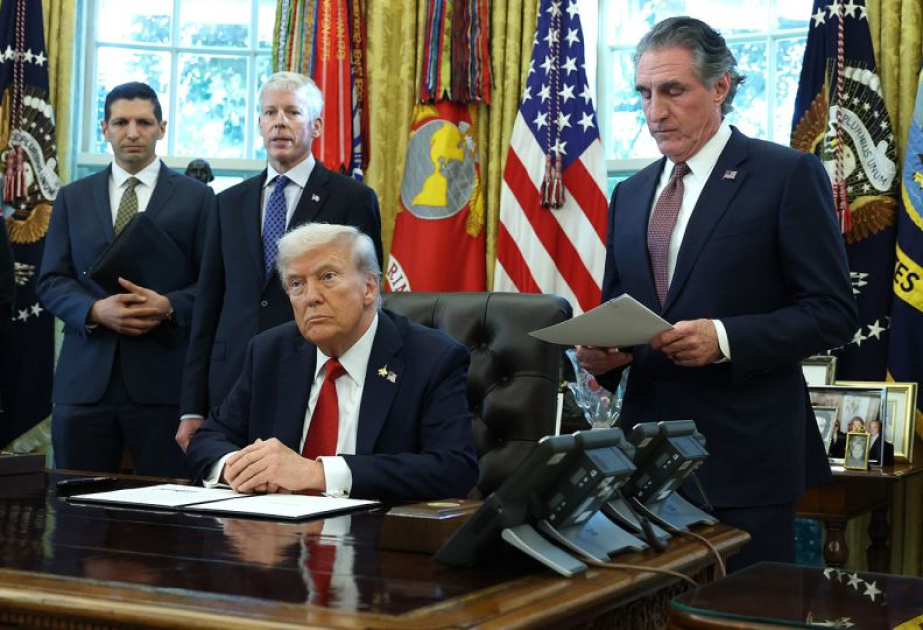 Дональд Трамп требует посадить в тюрьму мэра Чикаго и губернатора Иллинойса