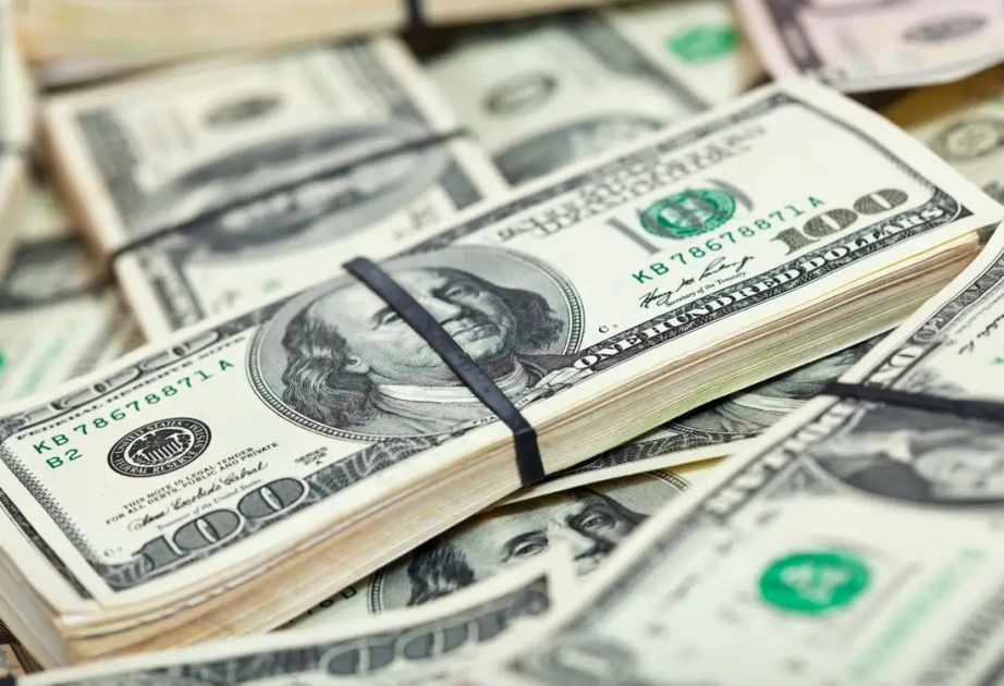 Казахстан усилит контроль за валютными операциями свыше $50 тысяч