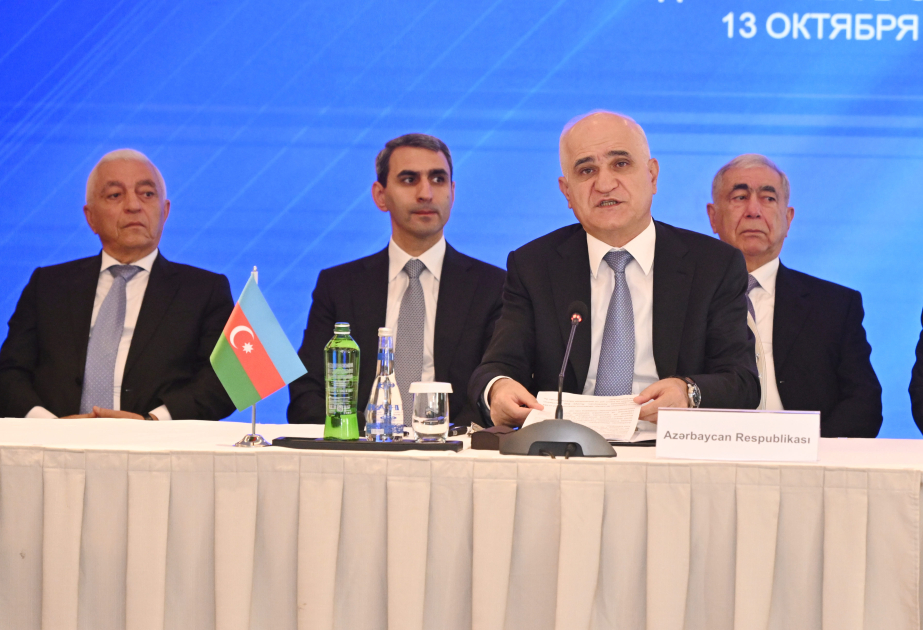 Viceprimer ministro: “La construcción de la línea ferroviaria y la carretera Horadiz–Aghbend se completará el próximo año”