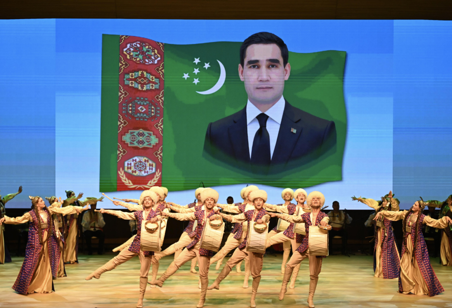 Heydər Əliyev Mərkəzində Türkmənistan Mədəniyyəti Günlərinin açılışı keçirilib VİDEO