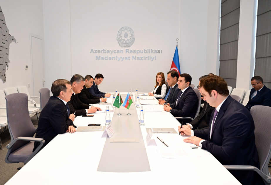 讨论扩大阿塞拜疆与土库曼斯坦文化交流的问题