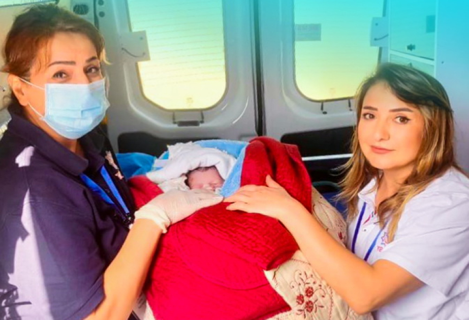 Təcili tibbi yardım briqadası doğuş prosesini evdə icra etməli olub