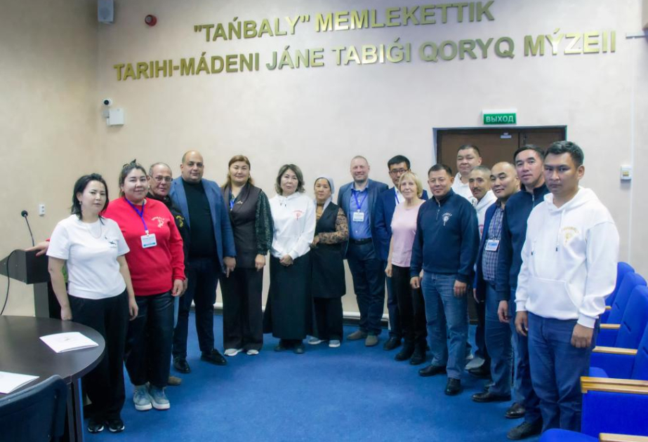 Азербайджан был представлен на духовно-культурном вечере в Казахстане