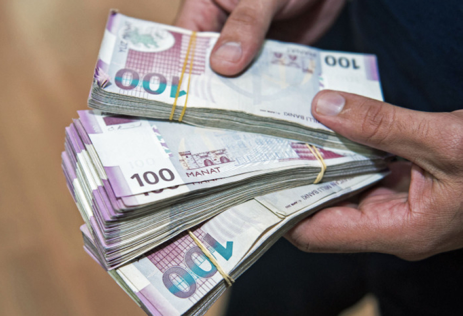 Əhalinin banklardakı əmanətləri artıb