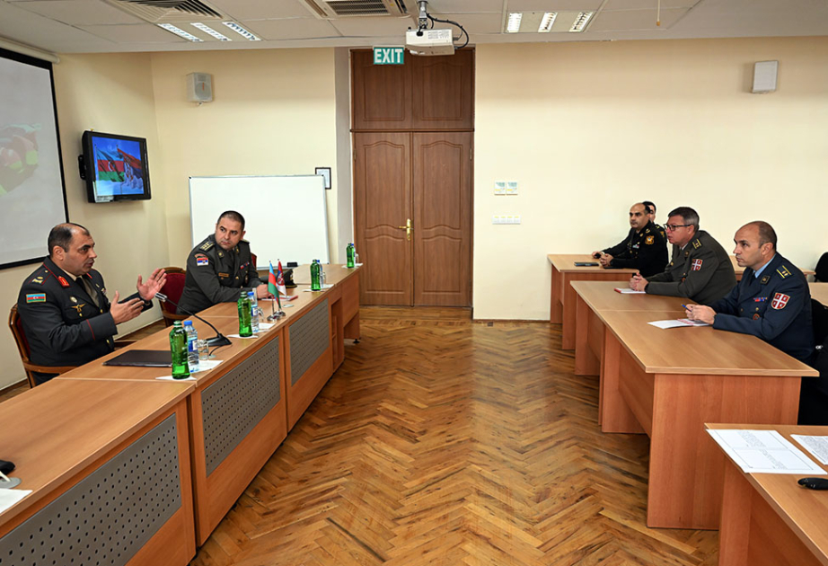 Serbian delegation visits Azerbaijan