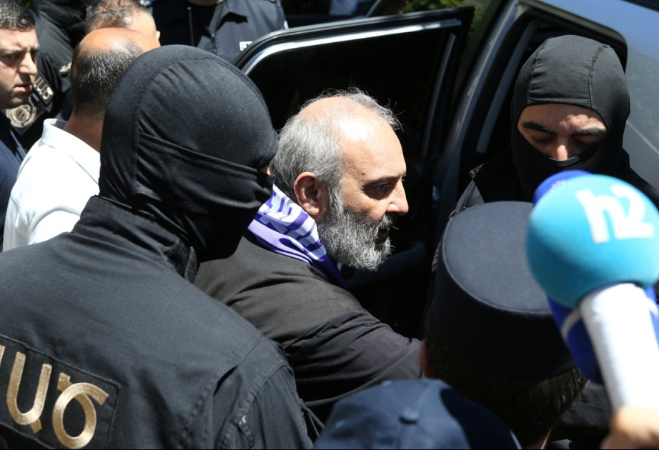 Ermənistanda din xadimləri saxlanılıb