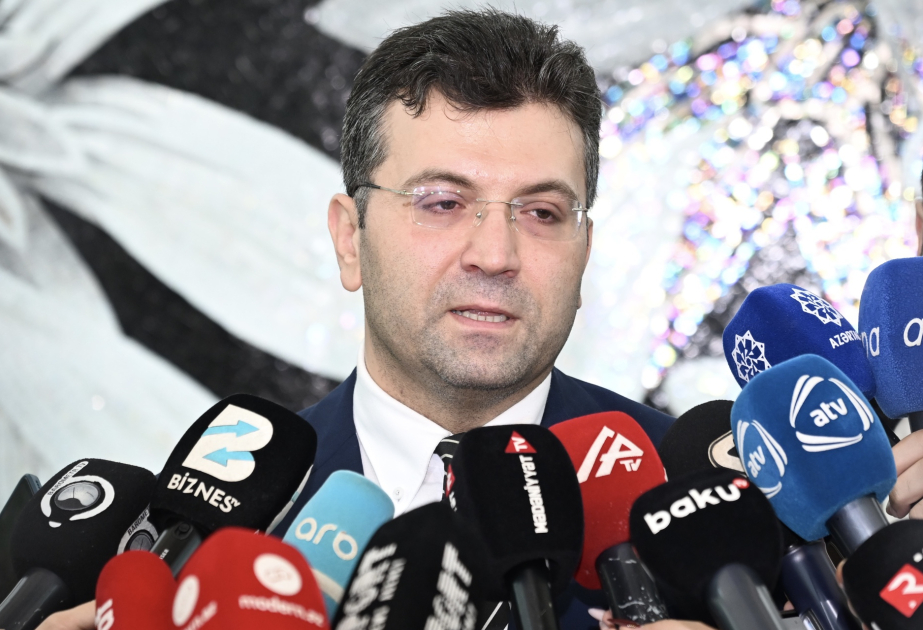 Əyyub Quliyev: Bu gün Ramiz Quliyevi övladı, dostu, həm də tələbəsi kimi yola salıram VİDEO