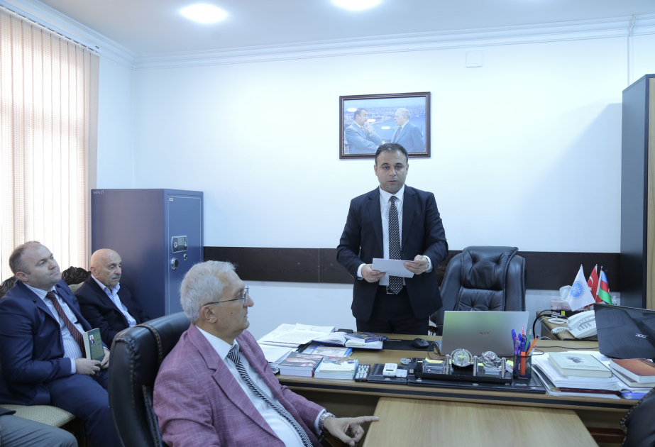Folklor İnstitutunun Elmi şurasında mühüm məsələlər müzakirə olunub
