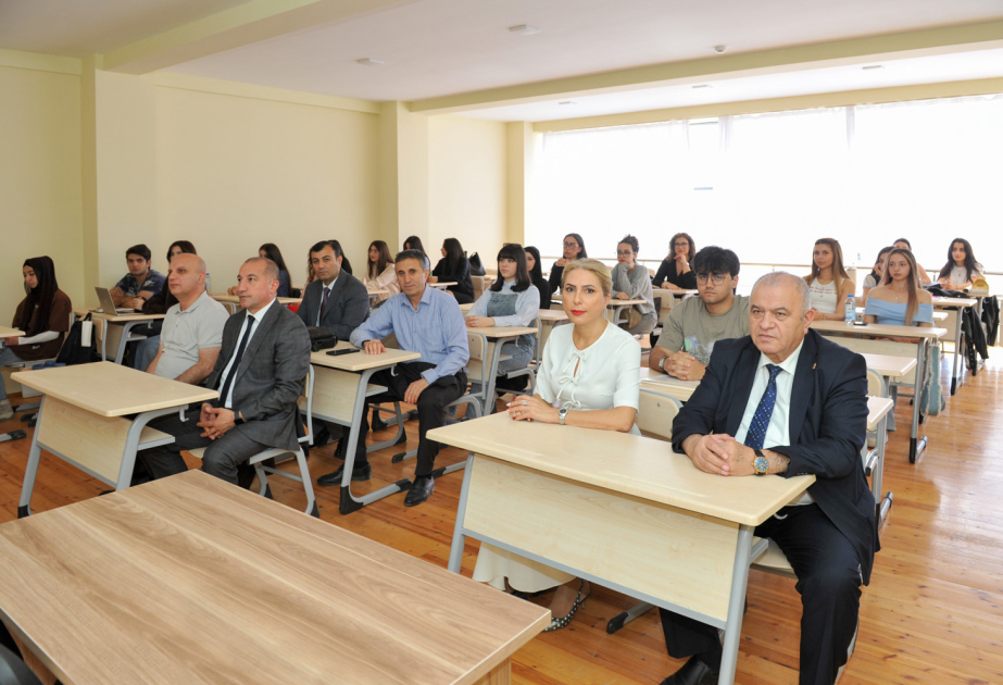 BMU-da Müstəqilliyin Bərpası Gününə həsr olunan tədbir keçirilib