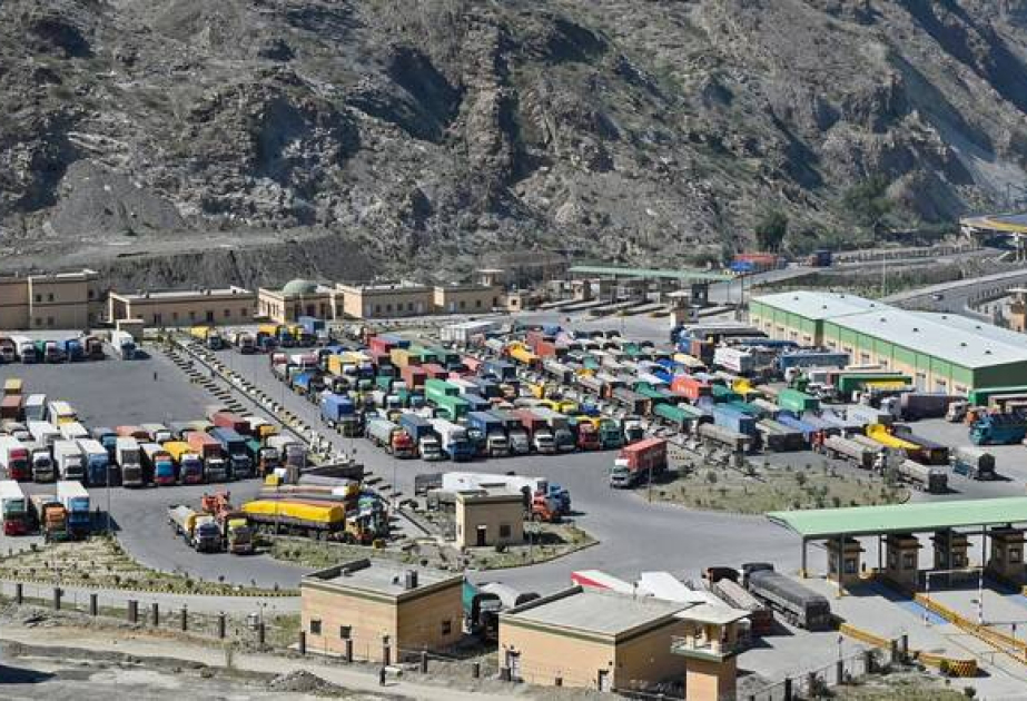 Pakistan-Afghanistan trade suspended due to border closure