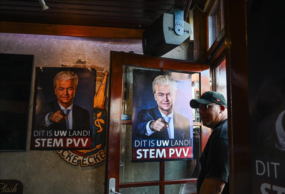 Niderlandda keçiriləcək növbədənkənar seçkilər ərəfəsində ifrat sağçı lider irəlidədir