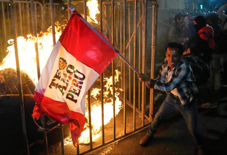 Ausschreitungen: Notstand für Perus Hauptstadt angekündigt