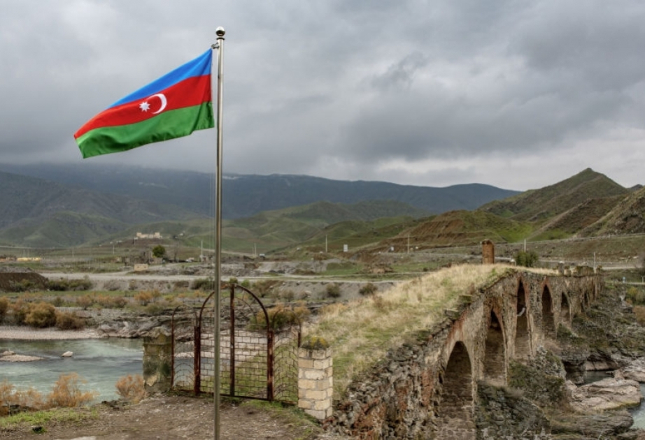 أذربيجان تحتفل بالذكرى الخامسة لتحرير جسر خُدافارين الاستراتيجي واستعادة السيطرة على حدودها مع إيران