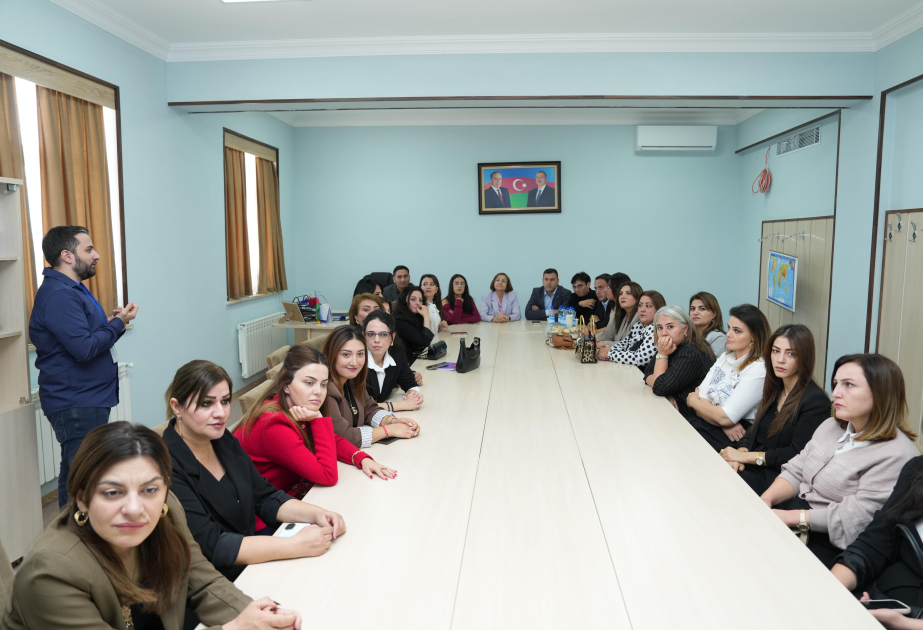 NDU-nun Beynəlxalq Məktəbində alman dilinin tədrisinə dair təlim keçirilib