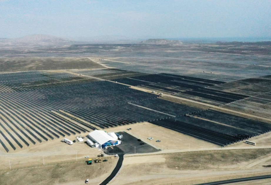 Ministro: “Se han producido mil millones de kilovatios hora de electricidad en la Central Solar de Garadagh”