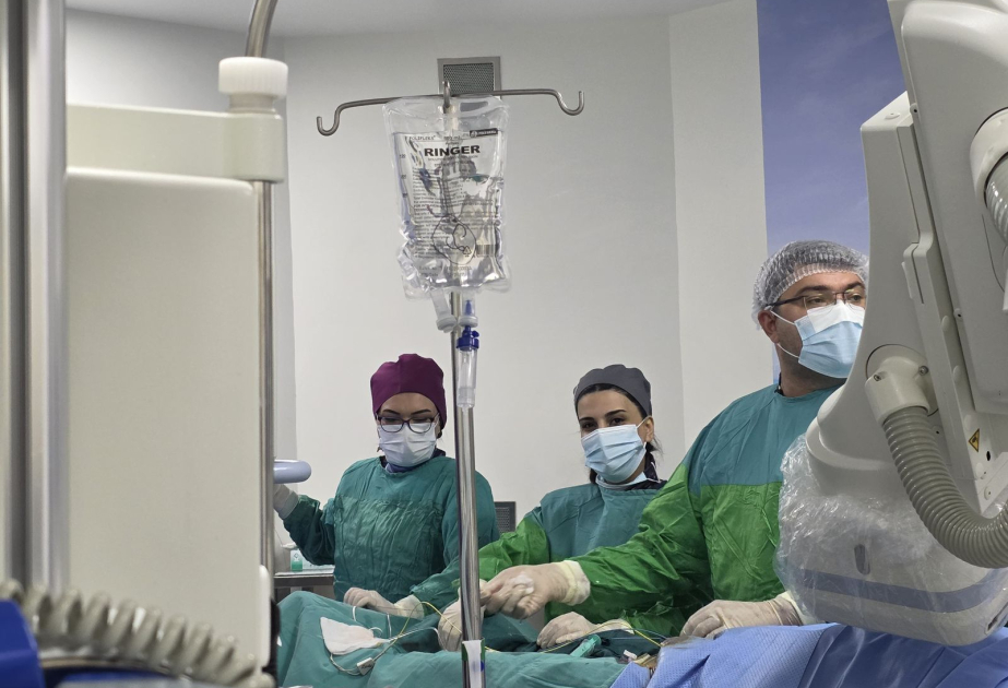 ®  Mərkəzi Gömrük Hospitalının həkimləri TAVİ əməliyyatını həyata keçiriblər