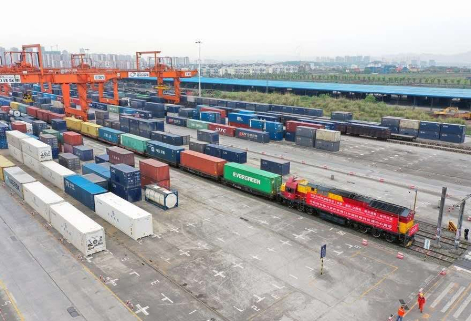 Se inaugura una nueva ruta de transporte multimodal de mercancías desde China a Azerbaiyán