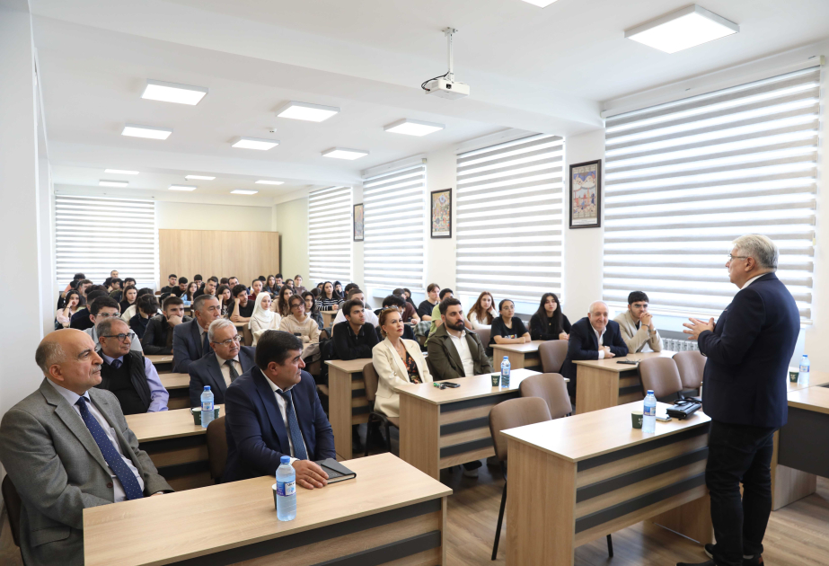 BDU məzunu, Nobel Sülh mükafatçısı Bəxtiyar Siracov tələbələrlə görüşüb