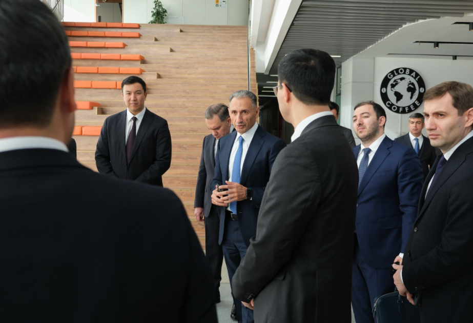 Министр цифрового развития и транспорта Азербайджана посетил Astana Hub в Казахстане