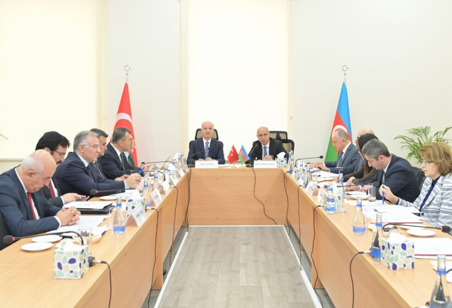 Türkiyə-Azərbaycan Universitetinin Himayəçilər Şurasının növbəti iclası keçirilib